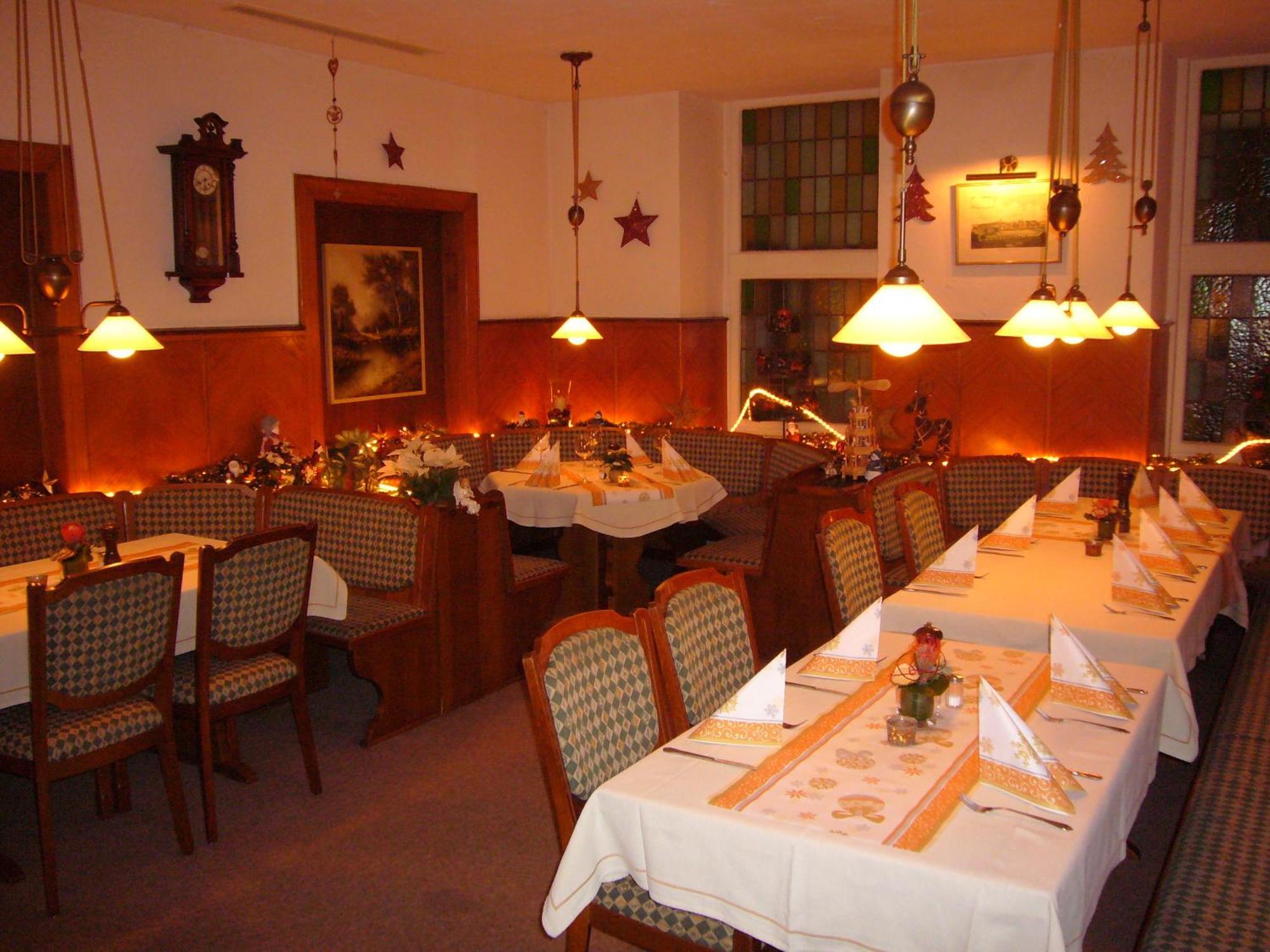 Ackfeld Hotel-Restaurant Бюрен Экстерьер фото