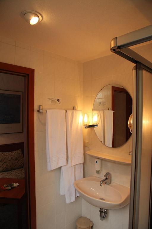 Ackfeld Hotel-Restaurant Бюрен Номер фото