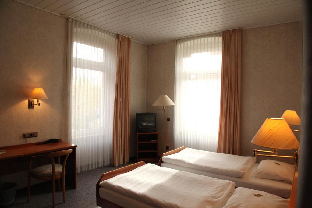 Ackfeld Hotel-Restaurant Бюрен Номер фото